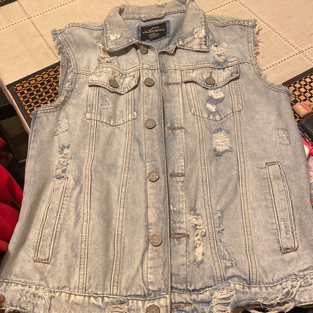 A Trade Mark Shirt sleeve Denim Jean Jacket!